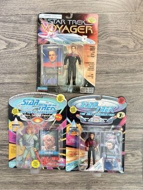 Lot of 3 Star Trek Action Figures TNG & Voyager Playmates Sealed Collectible